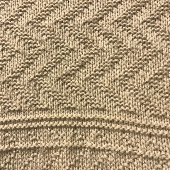 Tan sweater - Picture 2 of 2